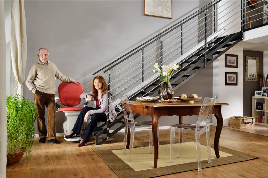 Amada-Asansor-Merdiven-asansoru.png Amada Asansor Merdiven asansoru.png